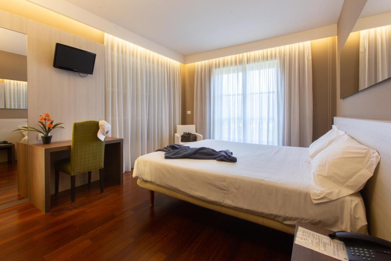 Le Robinie Golf & Resort Solbiate Olona Εξωτερικό φωτογραφία