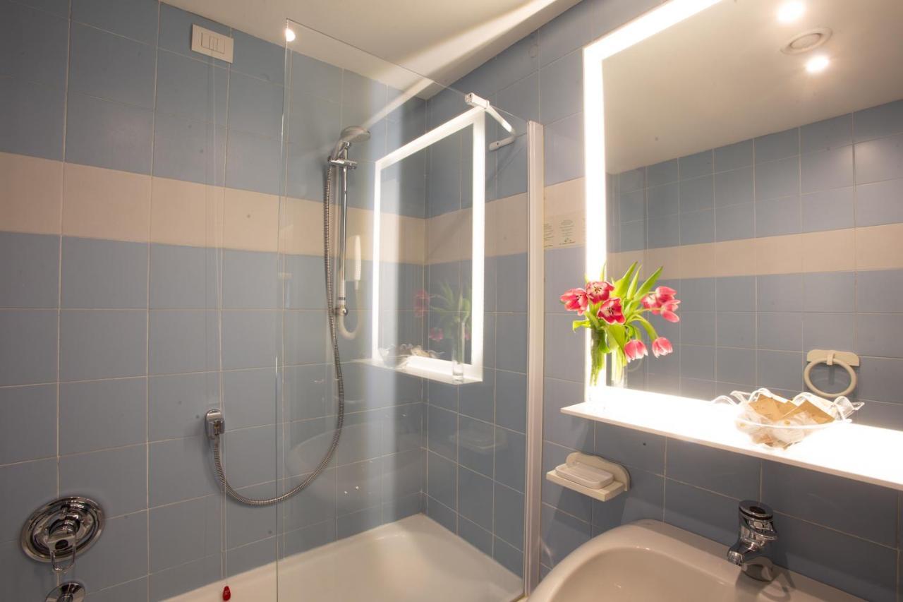 Le Robinie Golf & Resort Solbiate Olona Εξωτερικό φωτογραφία