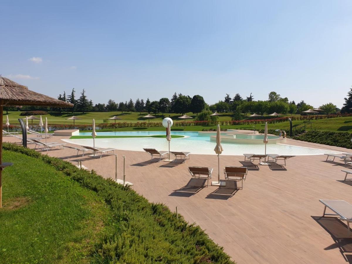 Le Robinie Golf & Resort Solbiate Olona Εξωτερικό φωτογραφία