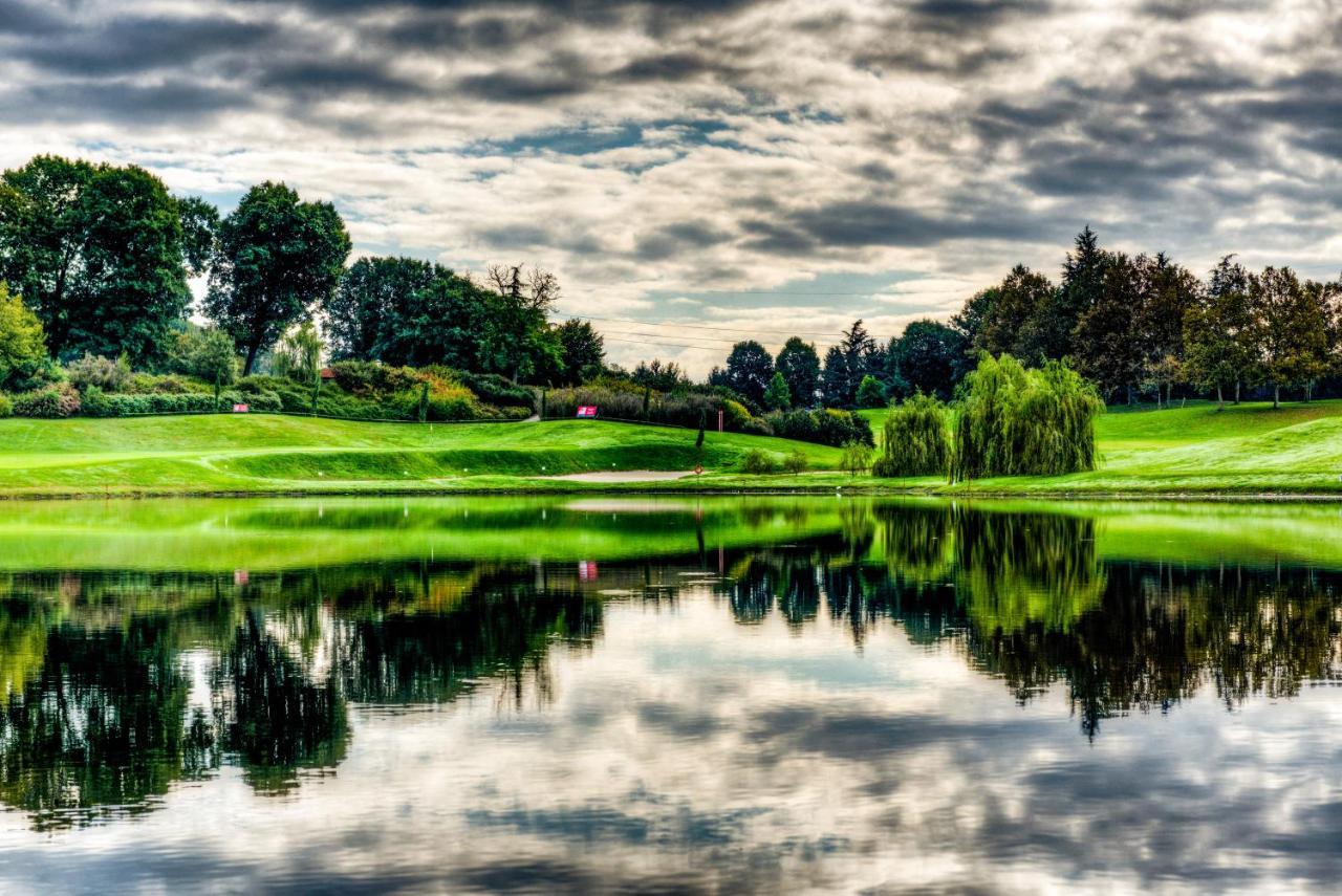 Le Robinie Golf & Resort Solbiate Olona Εξωτερικό φωτογραφία