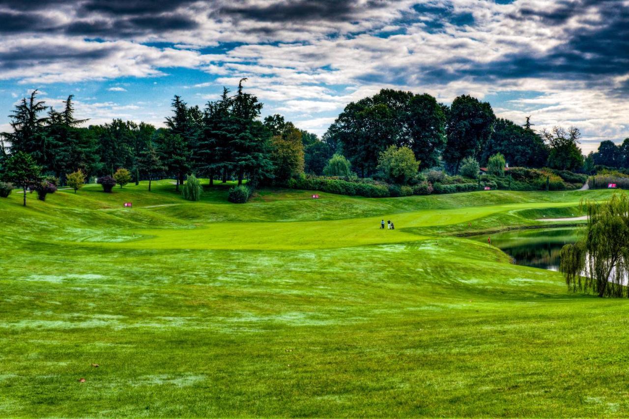Le Robinie Golf & Resort Solbiate Olona Εξωτερικό φωτογραφία