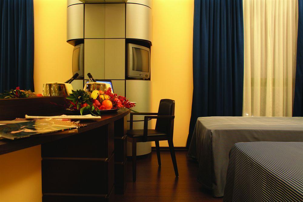 Le Robinie Golf & Resort Solbiate Olona Εξωτερικό φωτογραφία