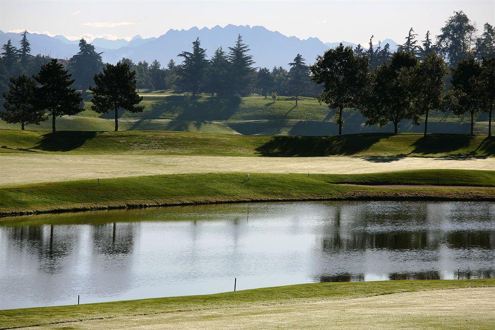 Le Robinie Golf & Resort Solbiate Olona Εξωτερικό φωτογραφία