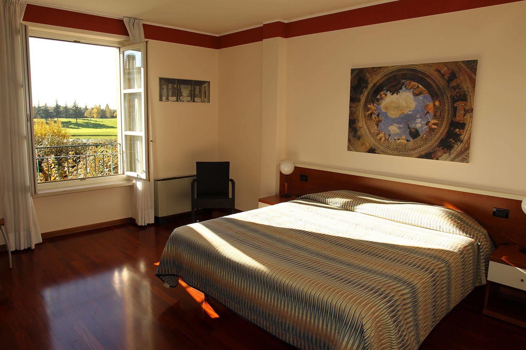 Le Robinie Golf & Resort Solbiate Olona Εξωτερικό φωτογραφία