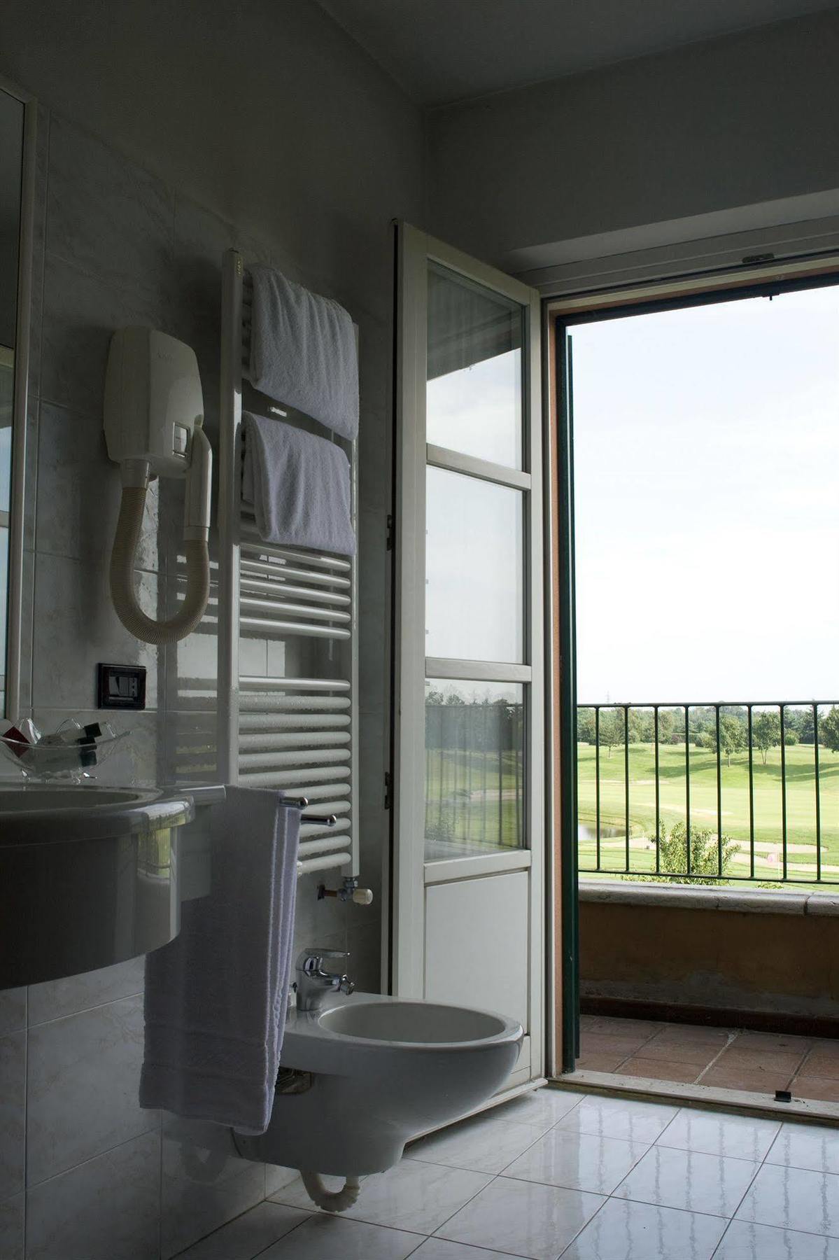 Le Robinie Golf & Resort Solbiate Olona Εξωτερικό φωτογραφία