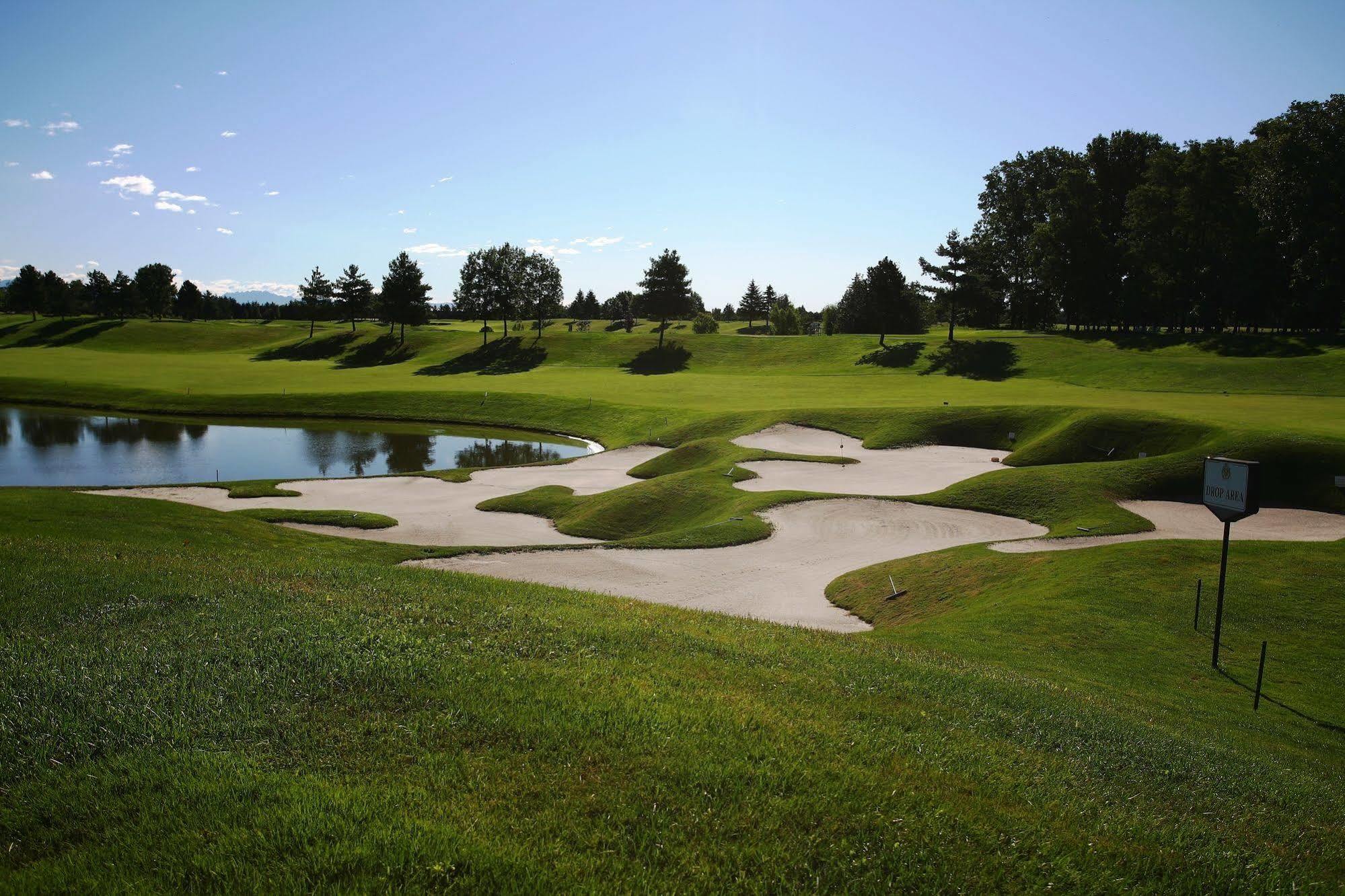 Le Robinie Golf & Resort Solbiate Olona Εξωτερικό φωτογραφία