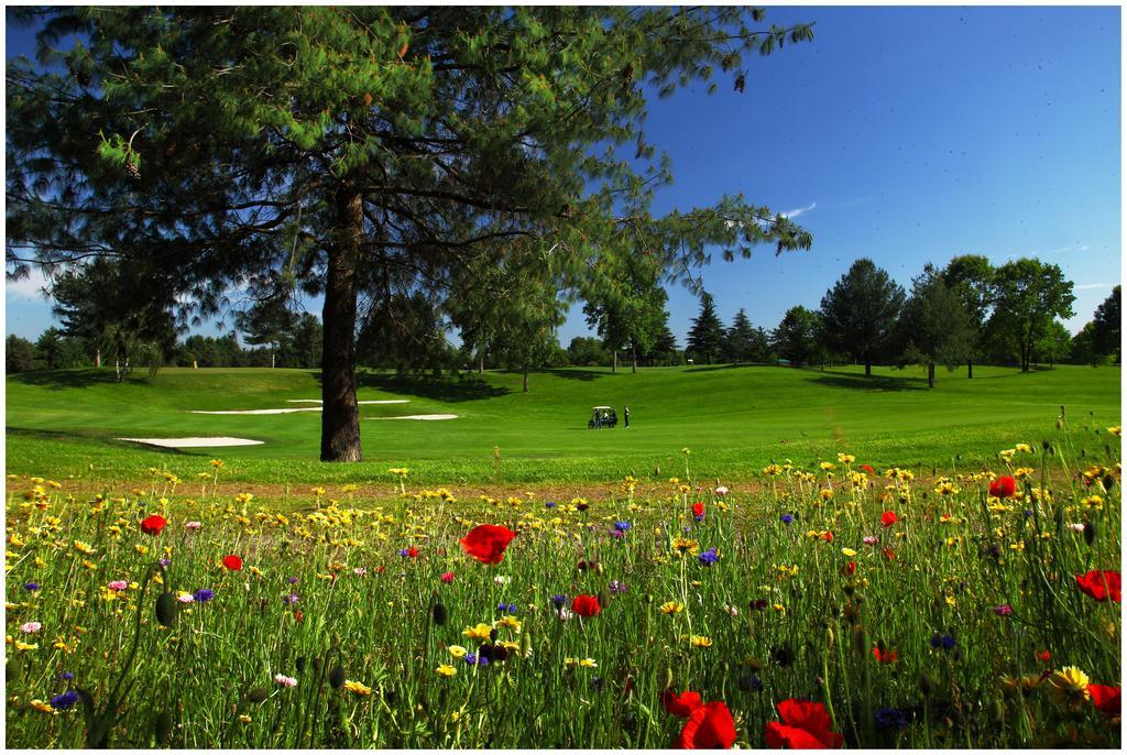 Le Robinie Golf & Resort Solbiate Olona Εξωτερικό φωτογραφία