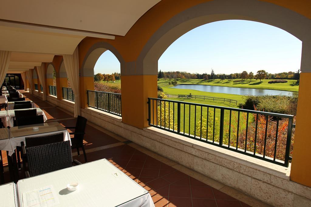 Le Robinie Golf & Resort Solbiate Olona Εξωτερικό φωτογραφία
