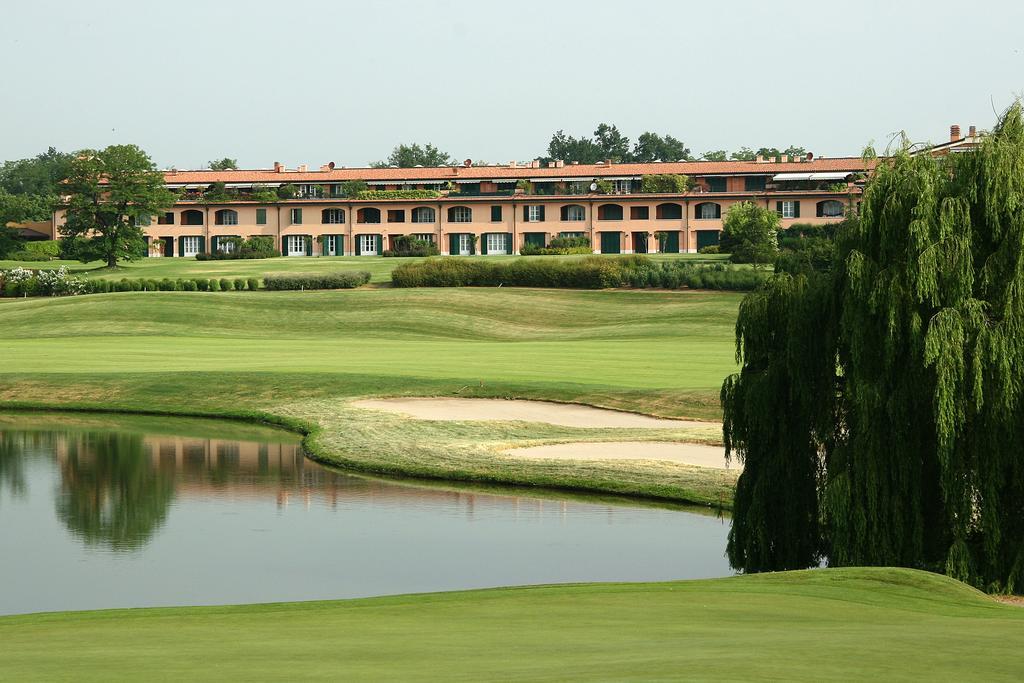 Le Robinie Golf & Resort Solbiate Olona Εξωτερικό φωτογραφία